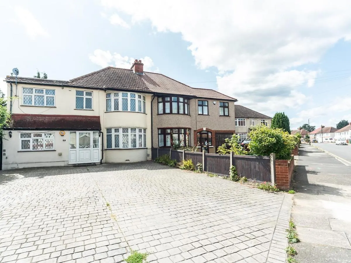 Vakantiehuis Pass The Keys Spacious 4 Bed House Free Parking Near Station Bexleyheath